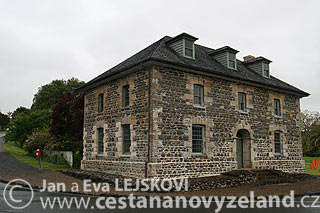 Novy-Zeland-Keri-Keri-nejstarsi-kamenna-