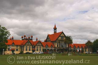 Novy-Zeland-Rotorua.jpg