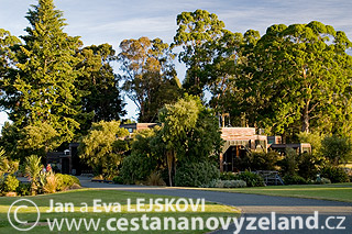 Novy-Zeland-Te-Anau-DOC-informace.jpg