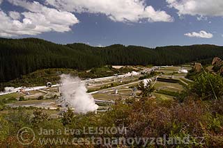 Novy-Zeland-geotermalni-elektrarna-Waira