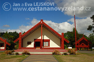 Novy-Zeland-maorske-marae.jpg
