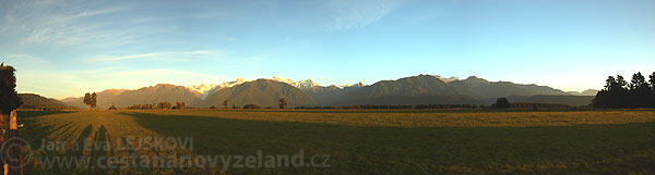 Novy-Zeland-panorama-jizni-Alpy.jpg
