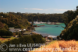 Novy-Zeland-zatoka-Tutukaka.jpg